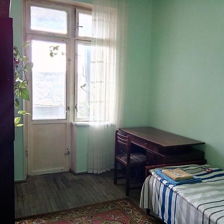 Room In The Centre Yerevan Exterior photo