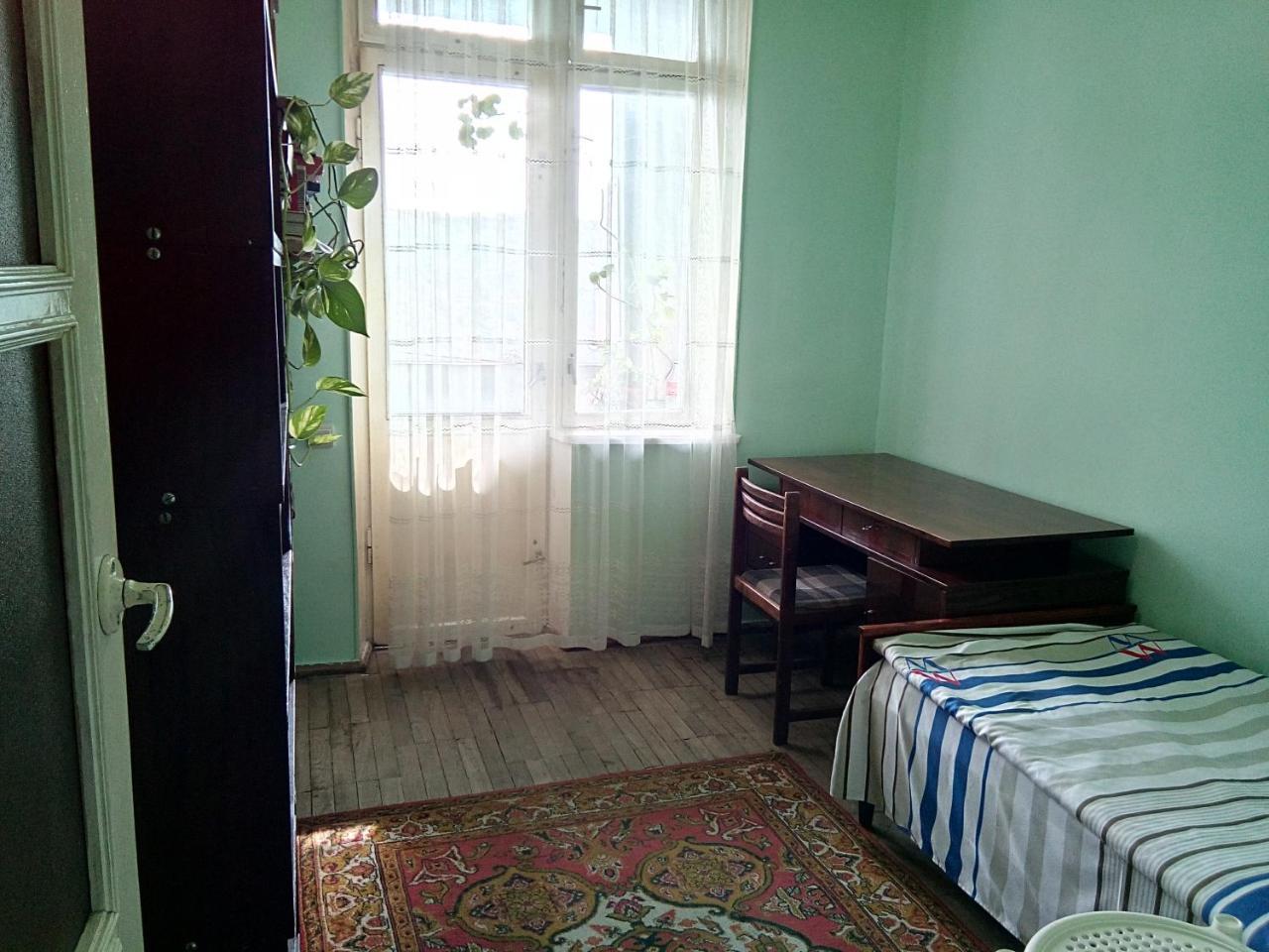 Room In The Centre Yerevan Exterior photo