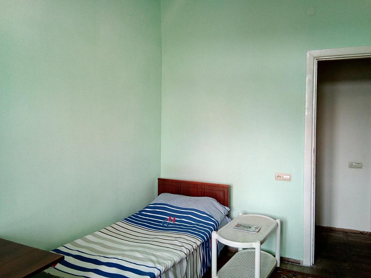 Room In The Centre Yerevan Exterior photo