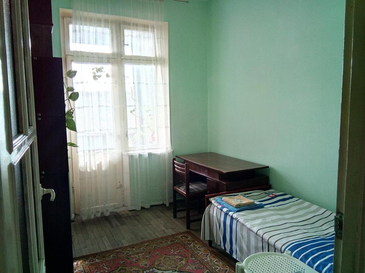 Room In The Centre Yerevan Exterior photo
