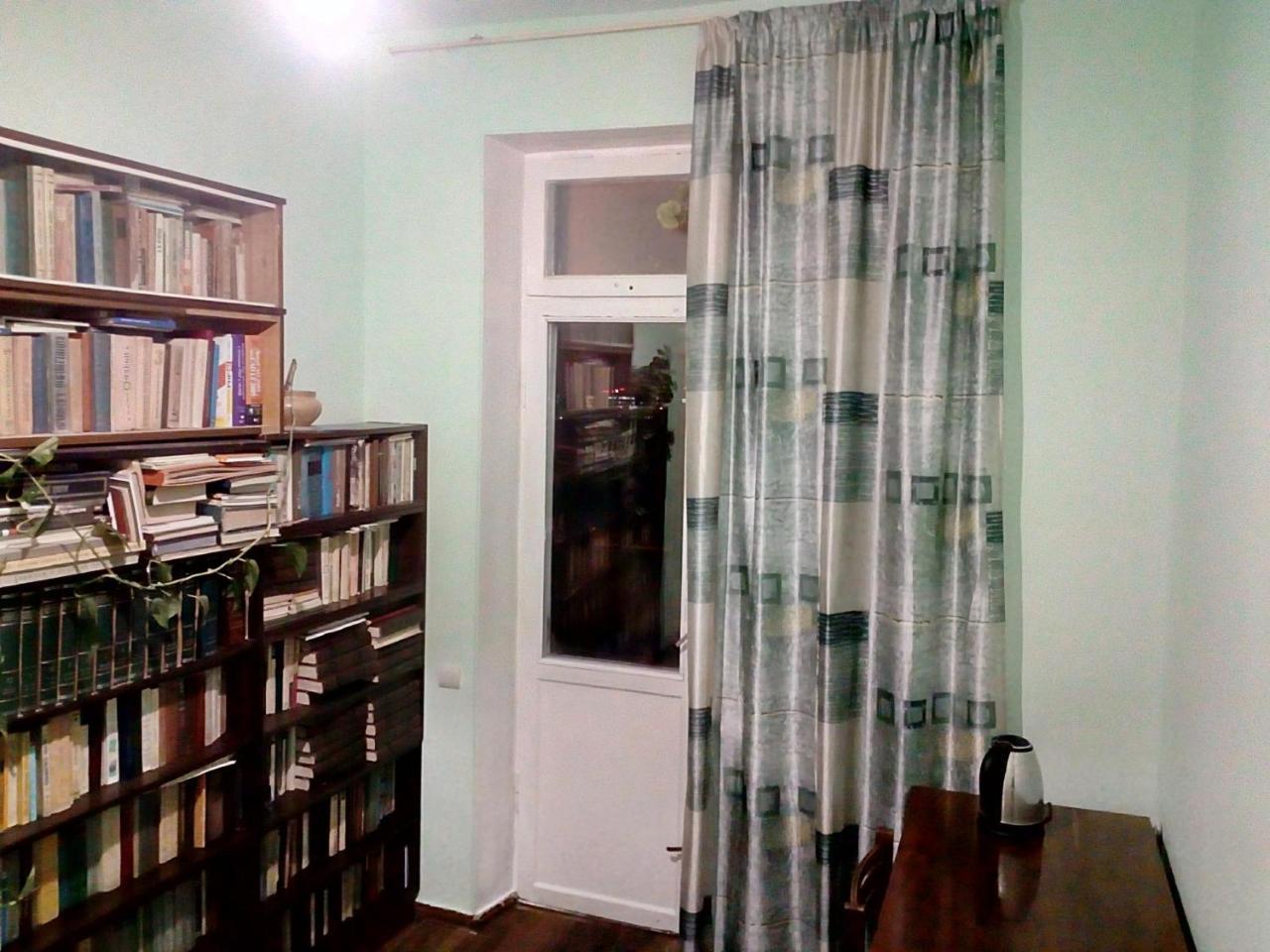 Room In The Centre Yerevan Exterior photo