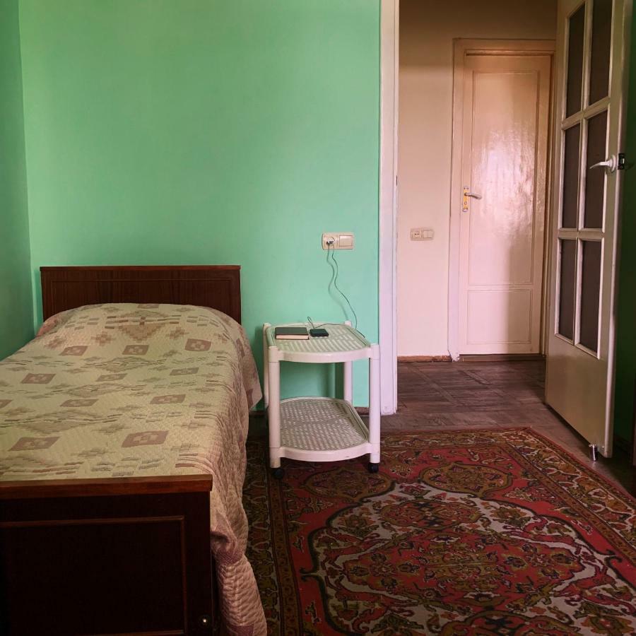 Room In The Centre Yerevan Exterior photo